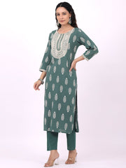 Satrangi Women's Green Cotton Regular Fit 3/4th Sleeve Round Neck Printed Kurta Set - Satrangi Fashion