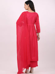 Satrangi Women's Pink Viscose Silk Embroidered 3/4th Sleeve V Neck Kurta Set - Satrangi Fashion