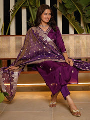 Satrangi Women's Purple V - Neck Embroidered Kurta Pant Set with 3/4th Sleeves - Satrangi Fashion