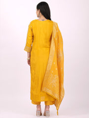 Satrangi Women's Yellow Viscose Silk Embroidered Kurta Set with V Neck and Three Fourth Sleeves - Satrangi Fashion